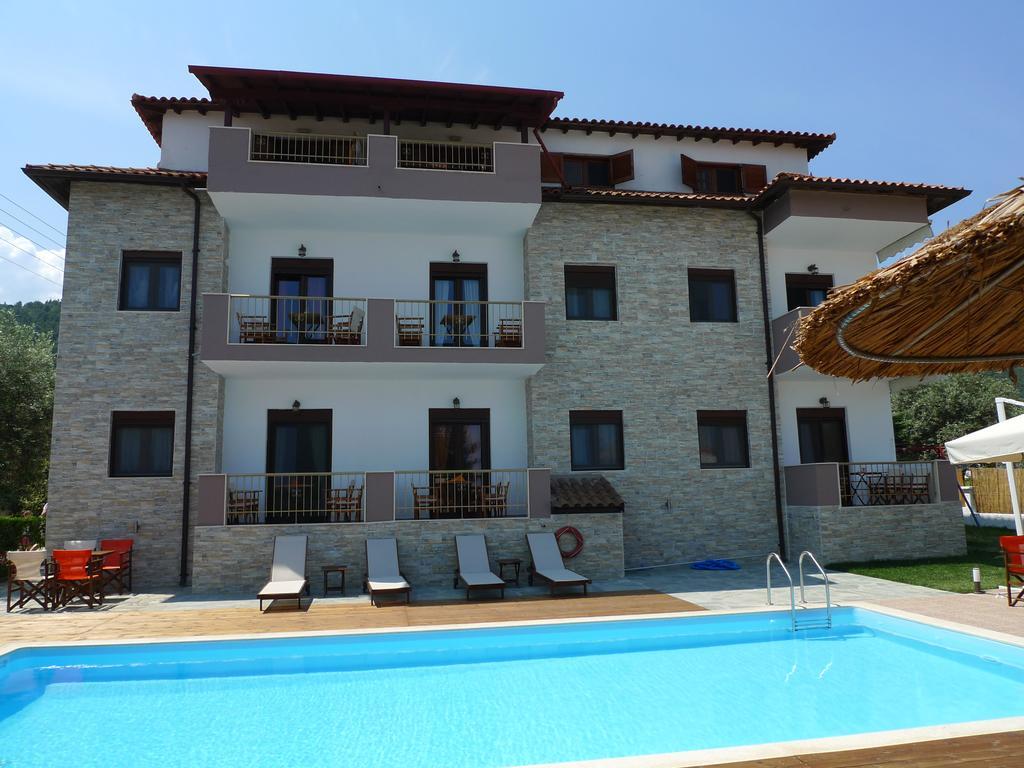 Apartment & Studios Haido 보우르보우로우 외부 사진